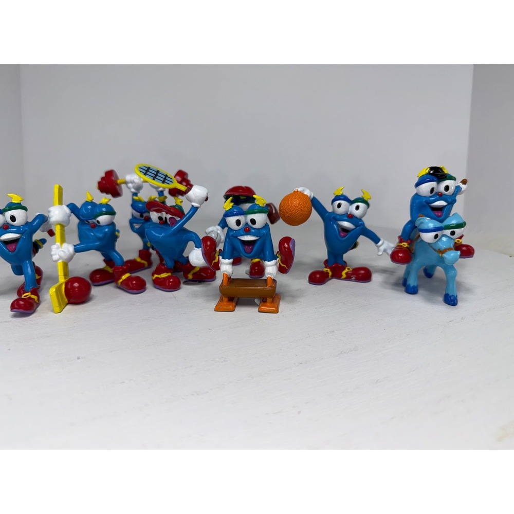 Lot of Vintage Olympic Games Dankin Mascot  IZZY Figures
